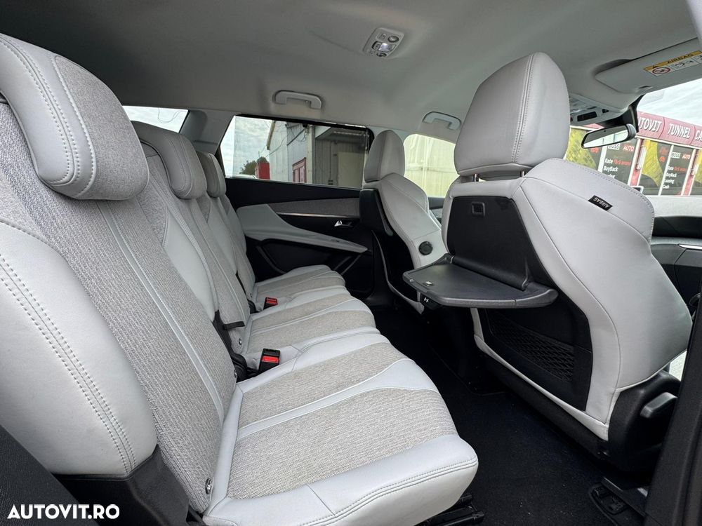 Peugeot 5008 PureTech 130 EAT8 Stop & Start GT - 14