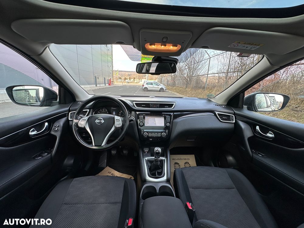Nissan Qashqai 1.6 DIG-T N-Connecta - 8