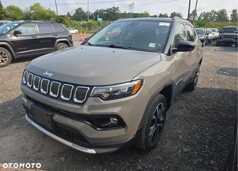 Jeep Compass - 1