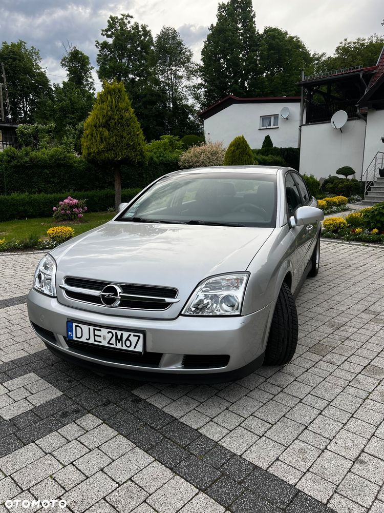 Opel Vectra 2.2 Cosmo ActiveSelect - 1