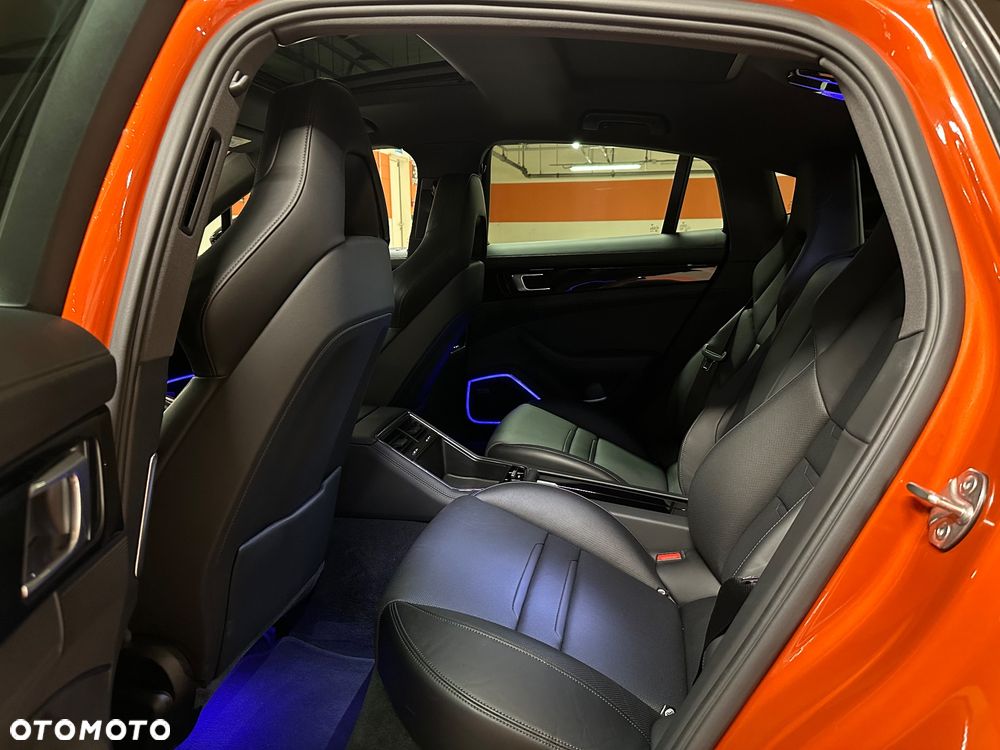 Porsche Panamera 4S E-Hybrid - 22