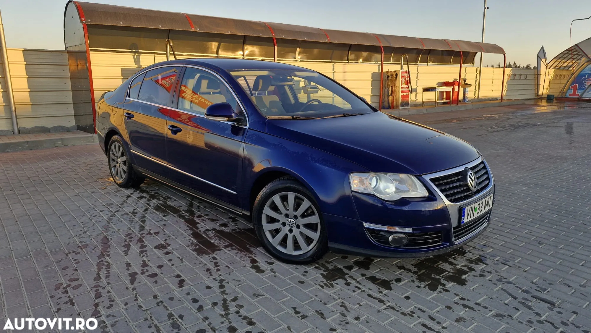 Volkswagen Passat 2.0TDI Comfortline DPF Bluemotion Technology - 10