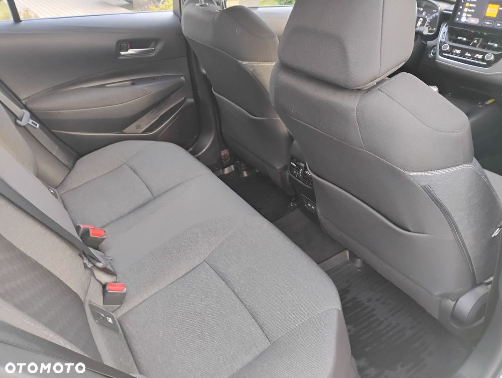 Toyota Corolla - 19