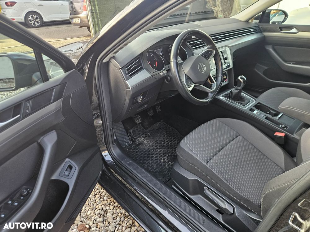 Volkswagen Passat Variant 2.0 TDI SCR Advance - 12