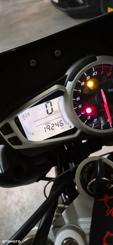 Triumph Speed Triple - 7