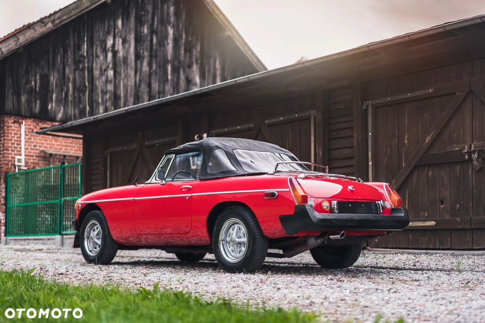 MG MGB - 19