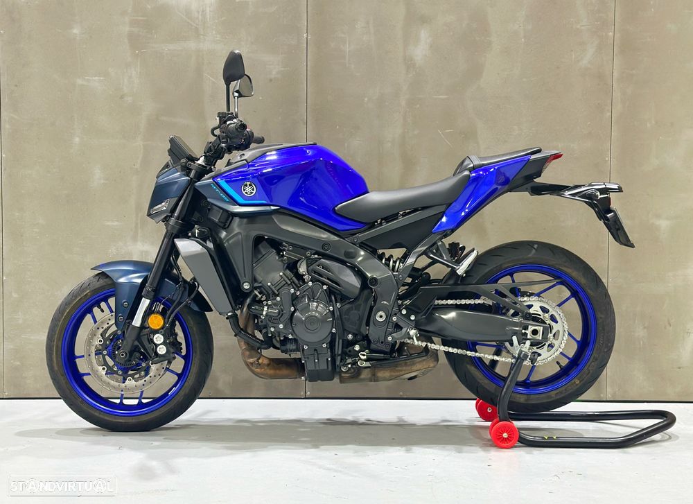Yamaha MT-09 Y-AMT - 2