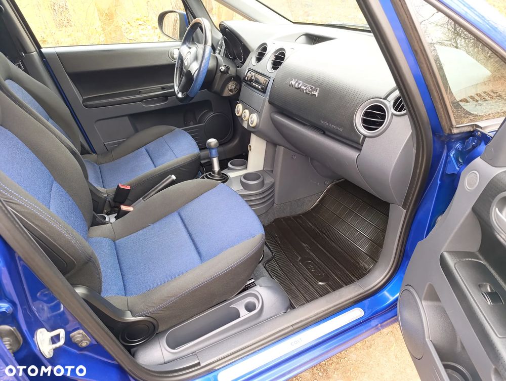 Mitsubishi Colt - 23