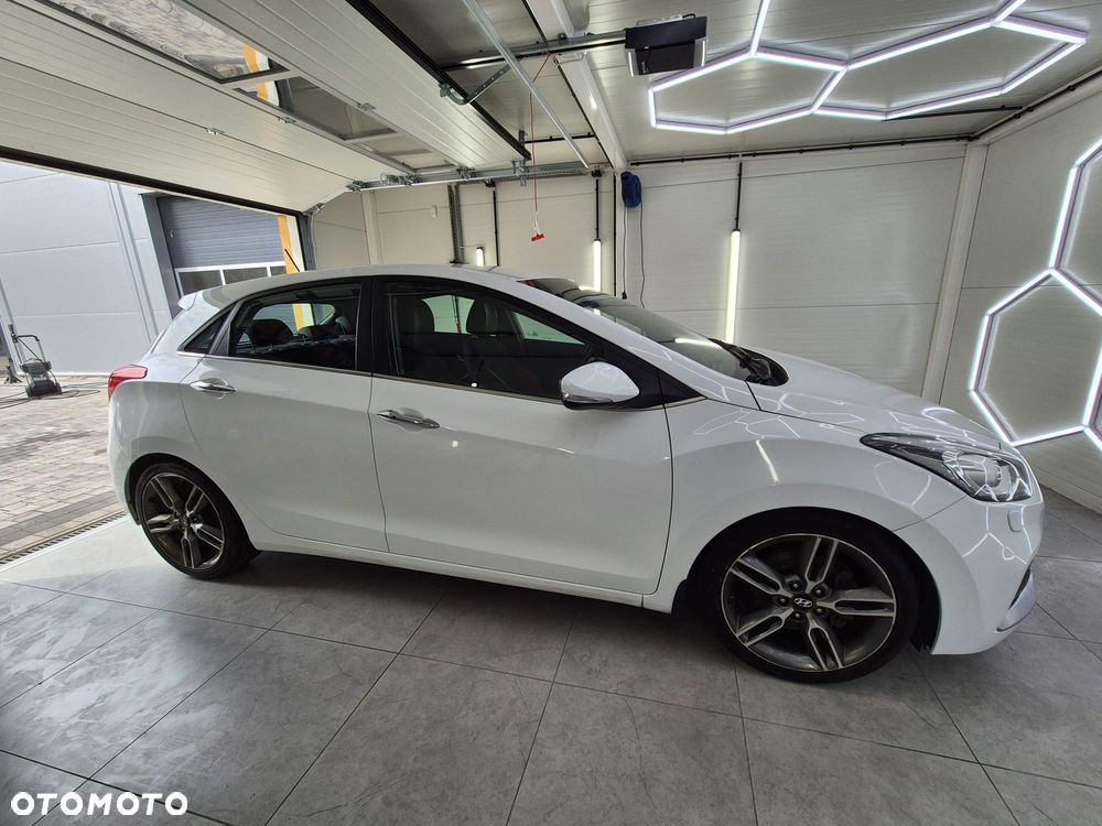Hyundai i30 1.6 T GDI Turbo - 5