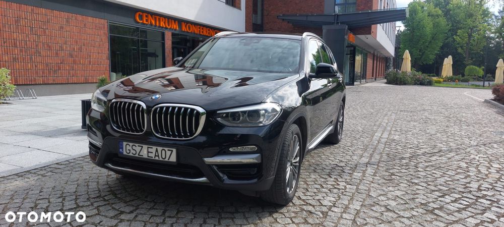 BMW X3 sDrive18d xLine - 24