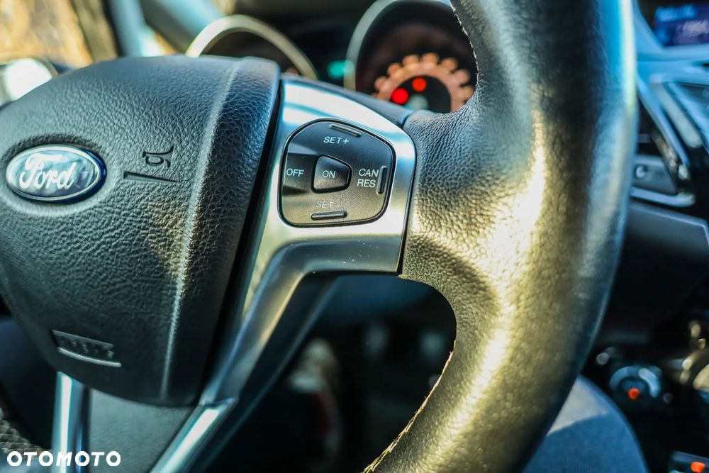 Ford Fiesta 1.0 EcoBoost STart-Stop Titanium - 15