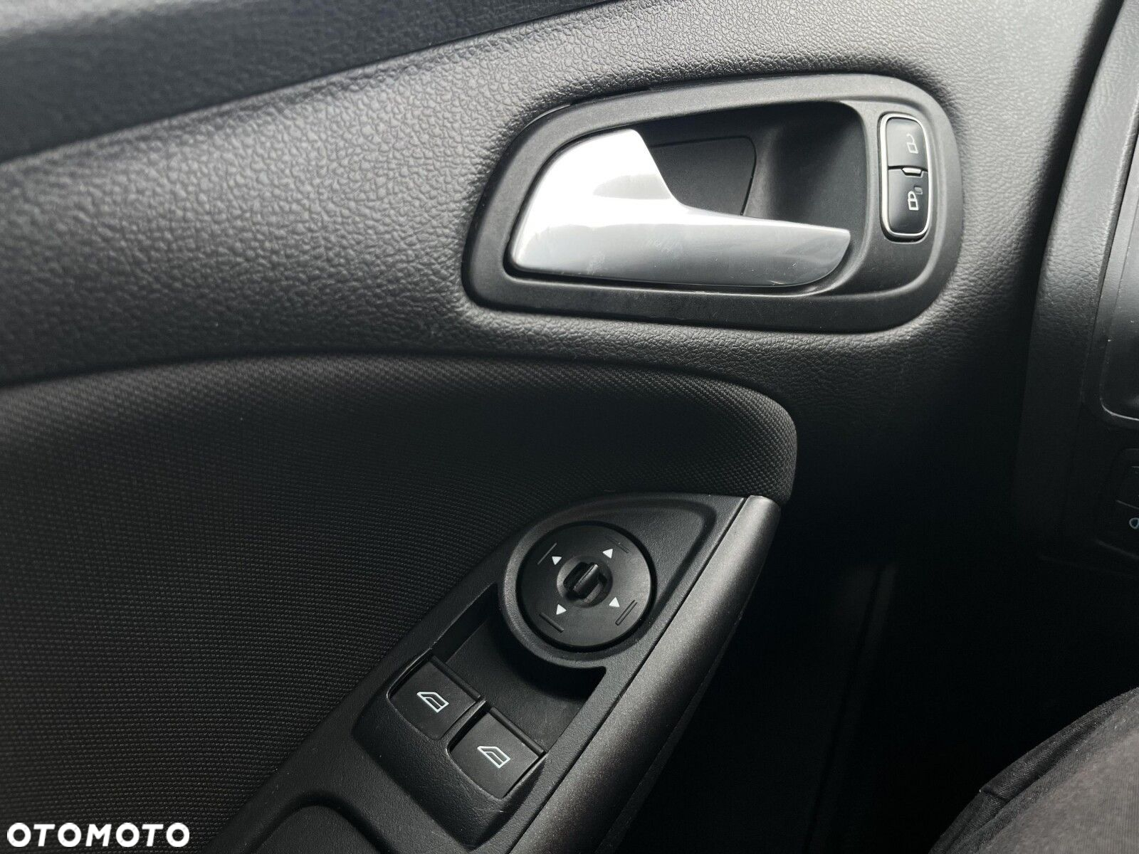 Ford Focus - 14