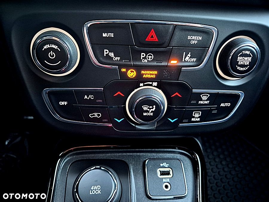 Jeep Compass 1.4 TMair Opening Edition 4WD S&S - 26