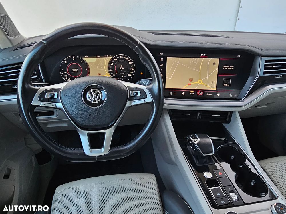 Volkswagen Touareg V6 TDI Elegance - 11