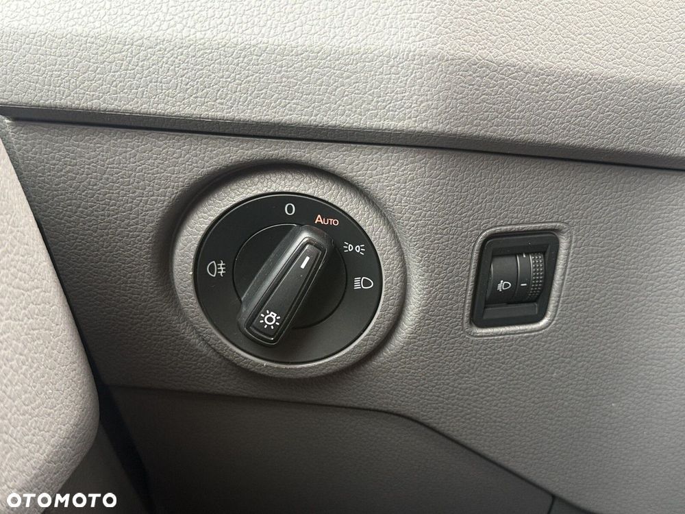 Volkswagen Crafter 35 TDI 177 KM Wysoki dach - 19