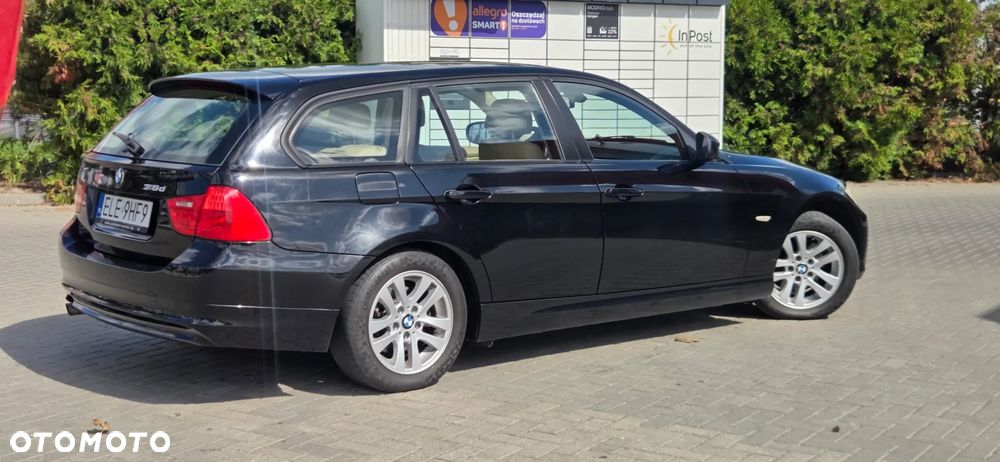 BMW Seria 3 318d DPF Edition Exclusive - 17