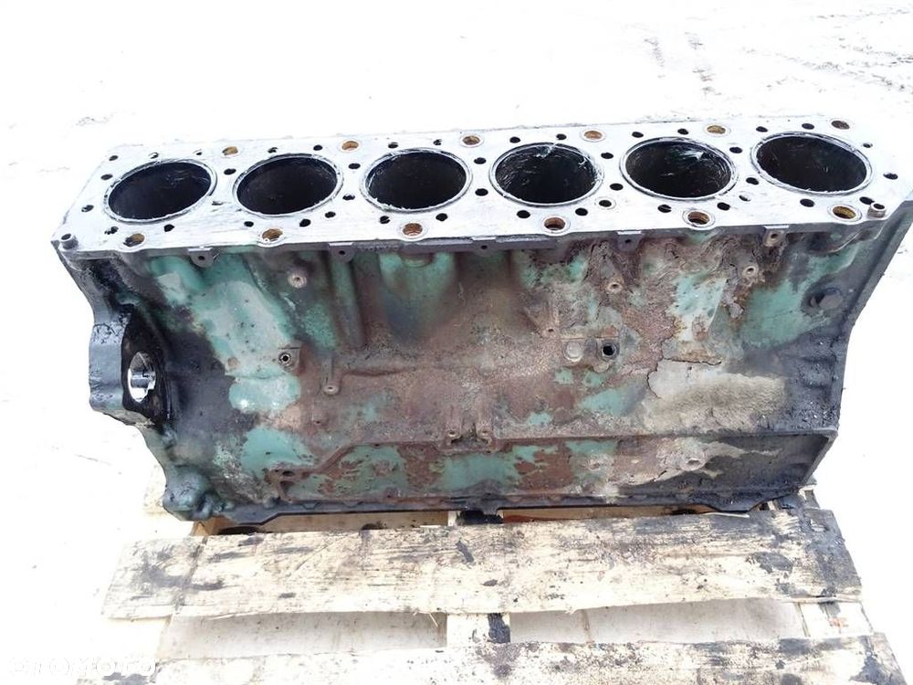 BLOK SILNIKA  VOLVO FH12 1993 - 2022 FH 12/380 279 kW [379 KM] 6x2 1993 - 2005 D12A380 - 3