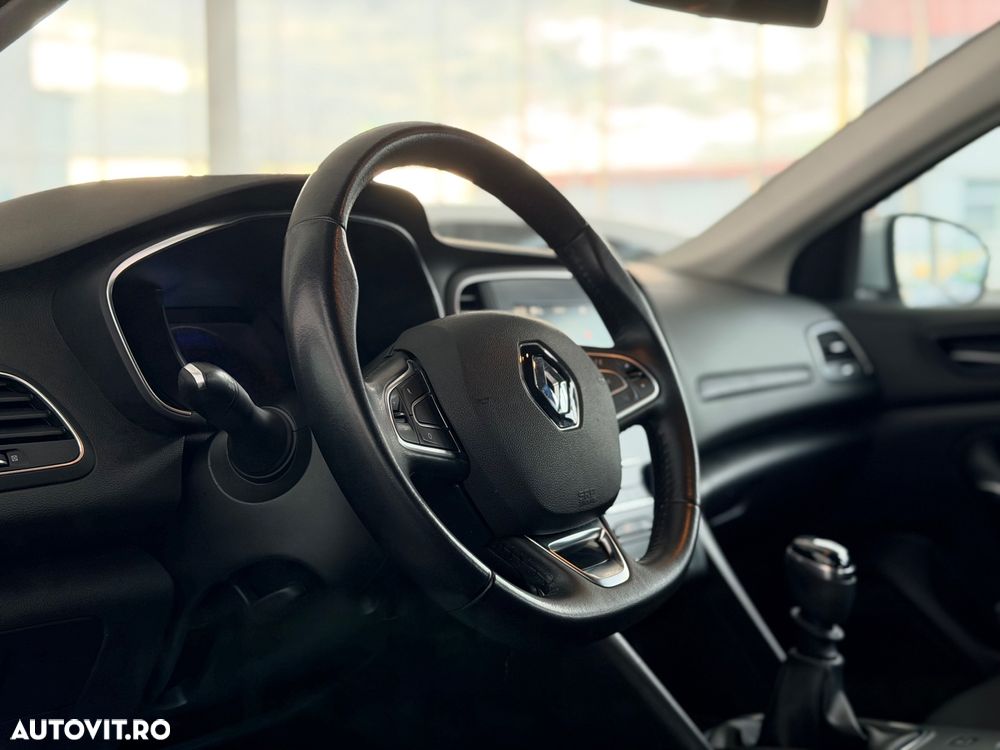 Renault Megane BLUE dCi 115 ZEN - 22