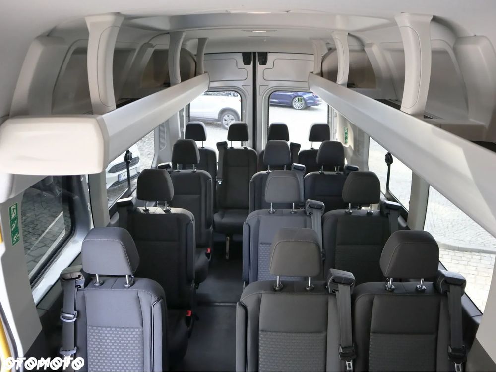 Ford Transit Autobus 18 miejsc - 9