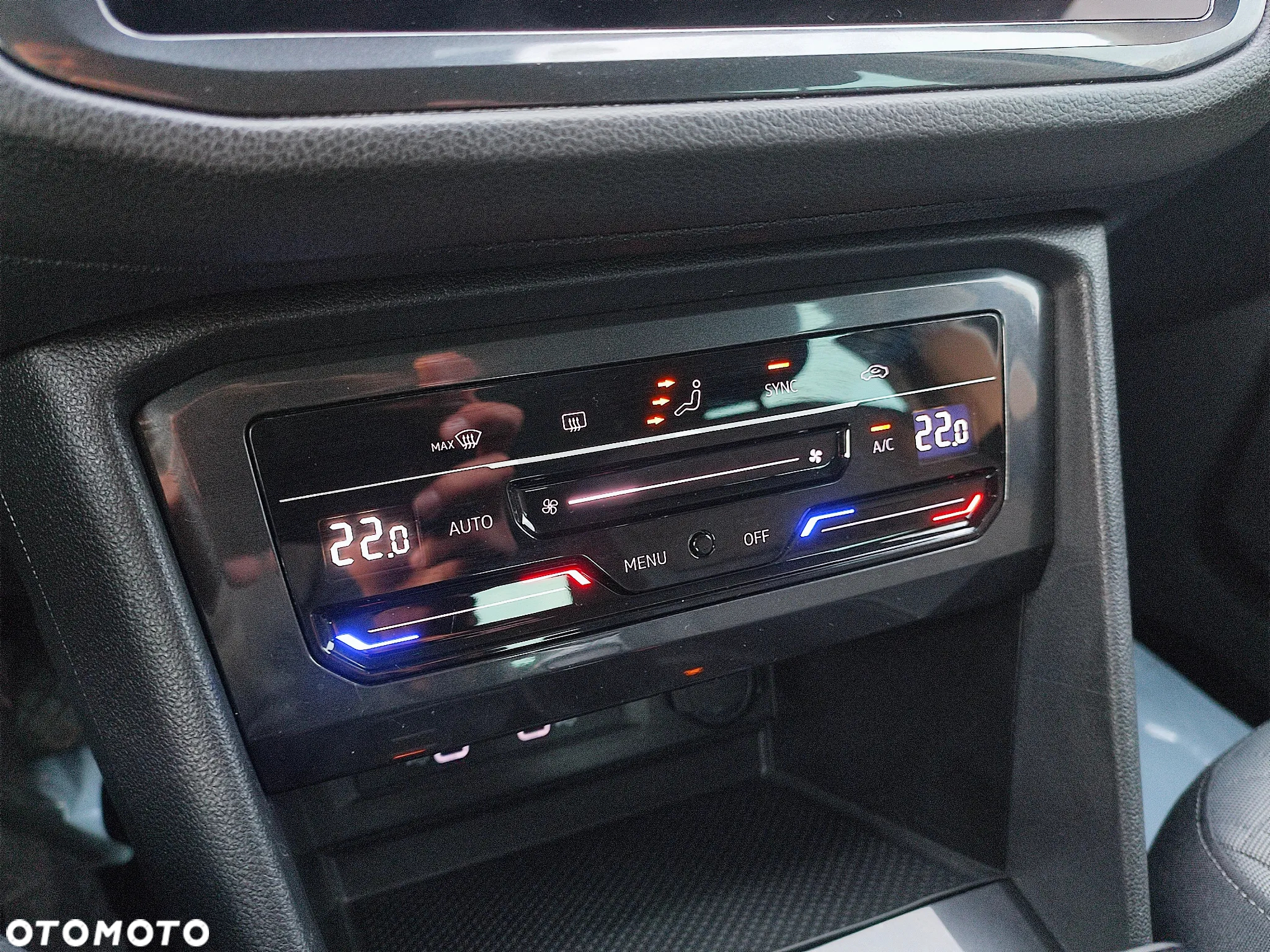 Volkswagen Tiguan - 13