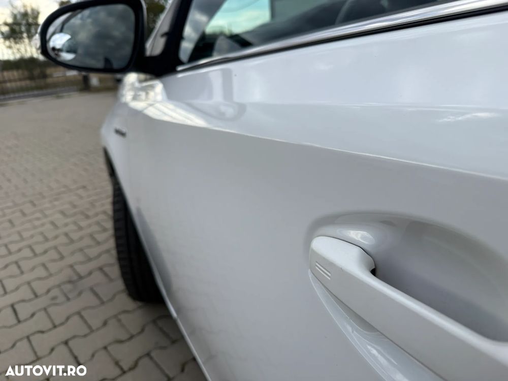 Toyota Auris 1.8 VVT-i Automatik Team Deutschland - 10