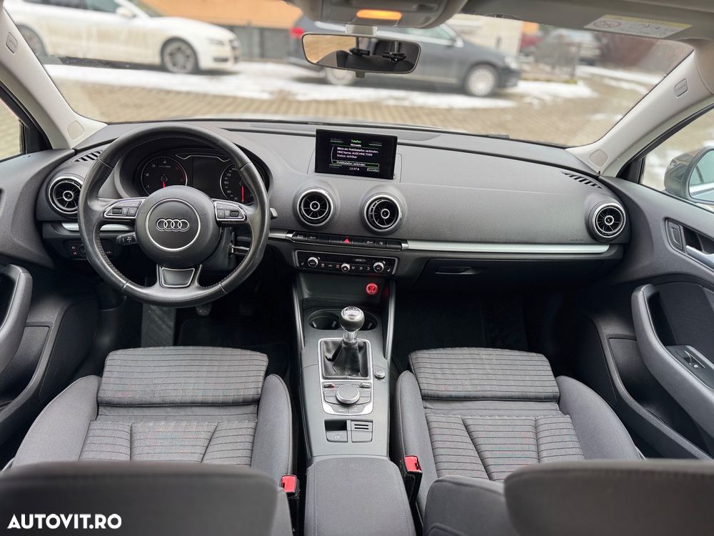 Audi A3 2.0 TDI (clean diesel) S line Sportpaket - 8