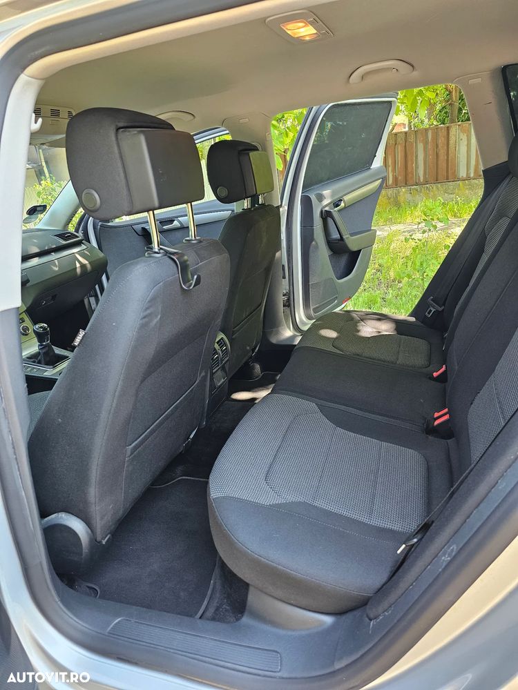 Volkswagen Passat 2.0 TDI DPF Highline - 7