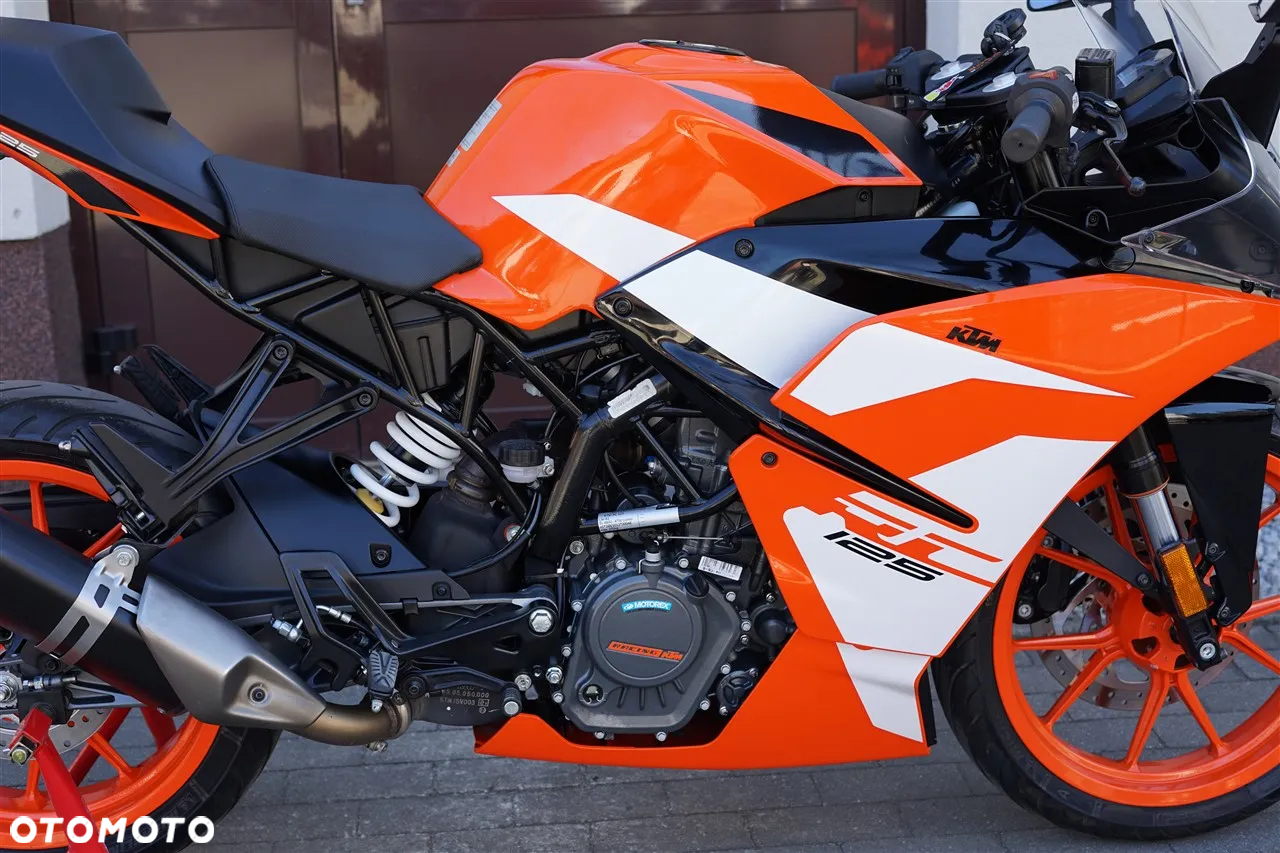 KTM RC 125 - 9