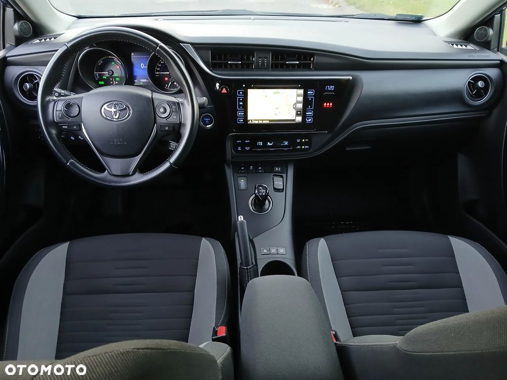 Toyota Auris Hybrid 135 Premium - 13