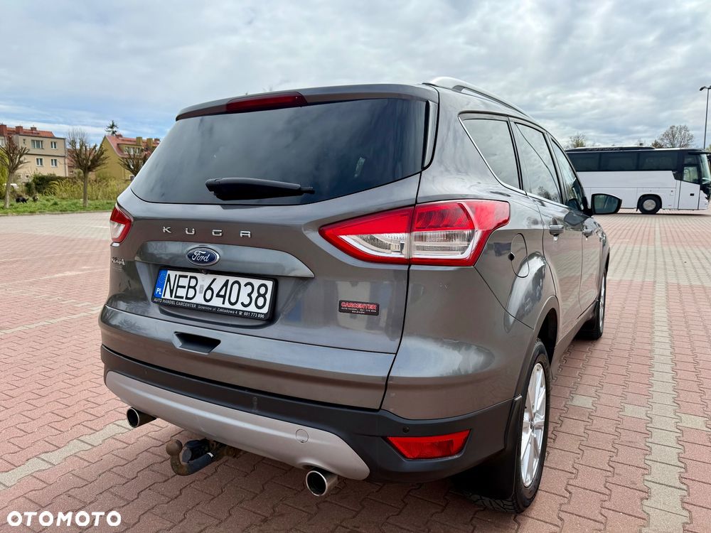 Ford Kuga 2.0 TDCi 2x4 Titanium - 7