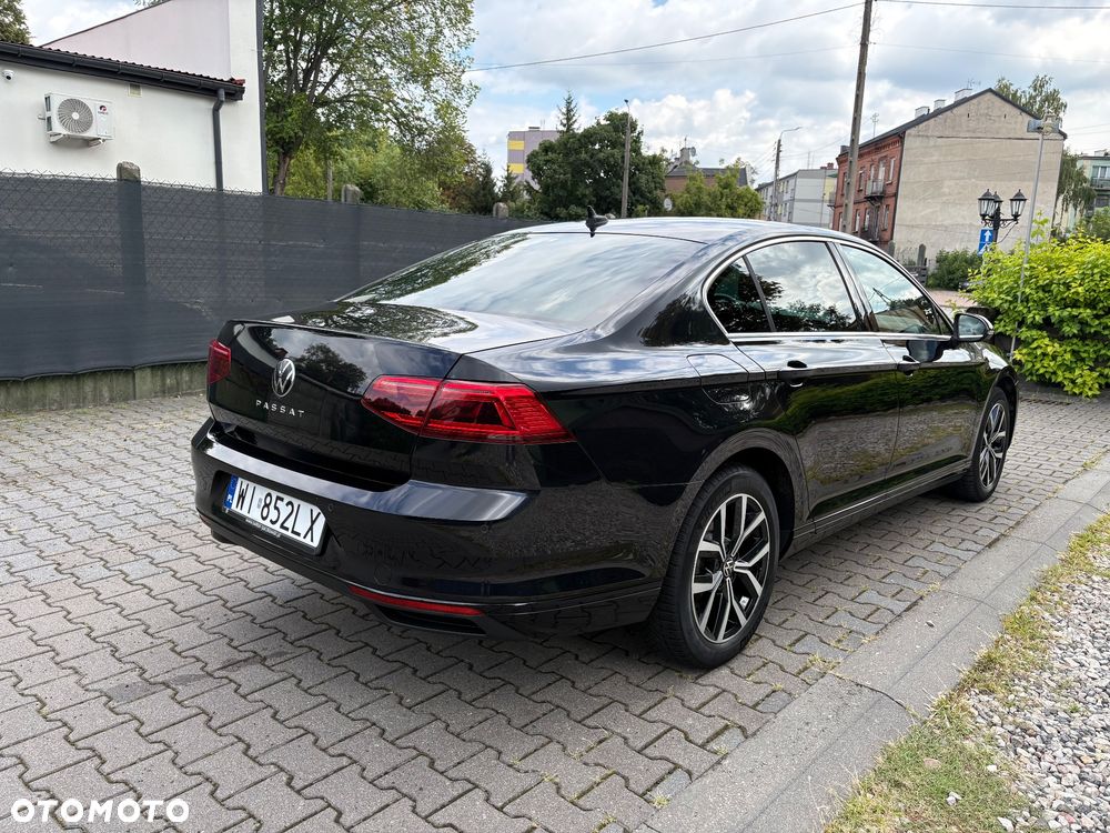 Volkswagen Passat 1.5 TSI EVO Elegance DSG - 4