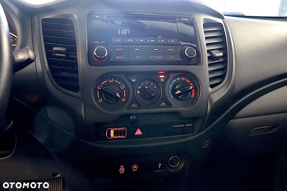 Mitsubishi L200 2.4 d CC Invite EU6 - 15