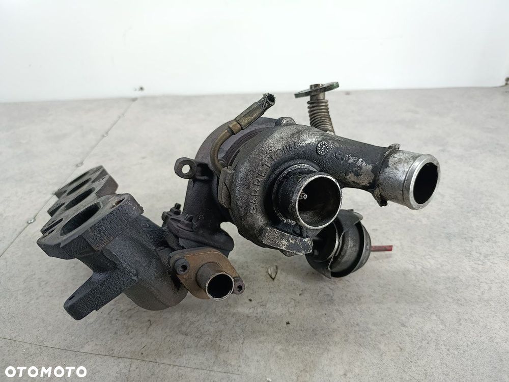 TURBINA Z KOLEKTOREM ALFA ROMEO GT II 55191934 716665-2 1.9 JTD - 2