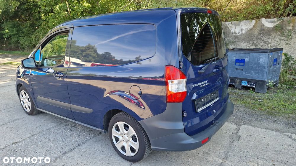 Ford TRASIT COURIER - 28