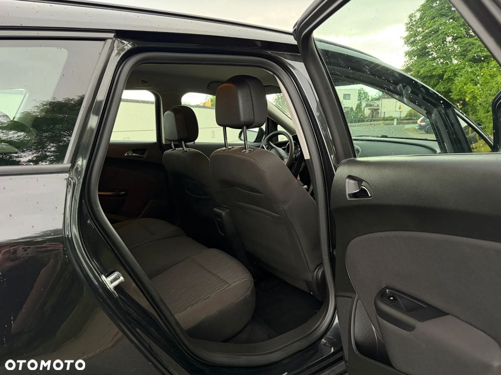 Opel Astra - 11
