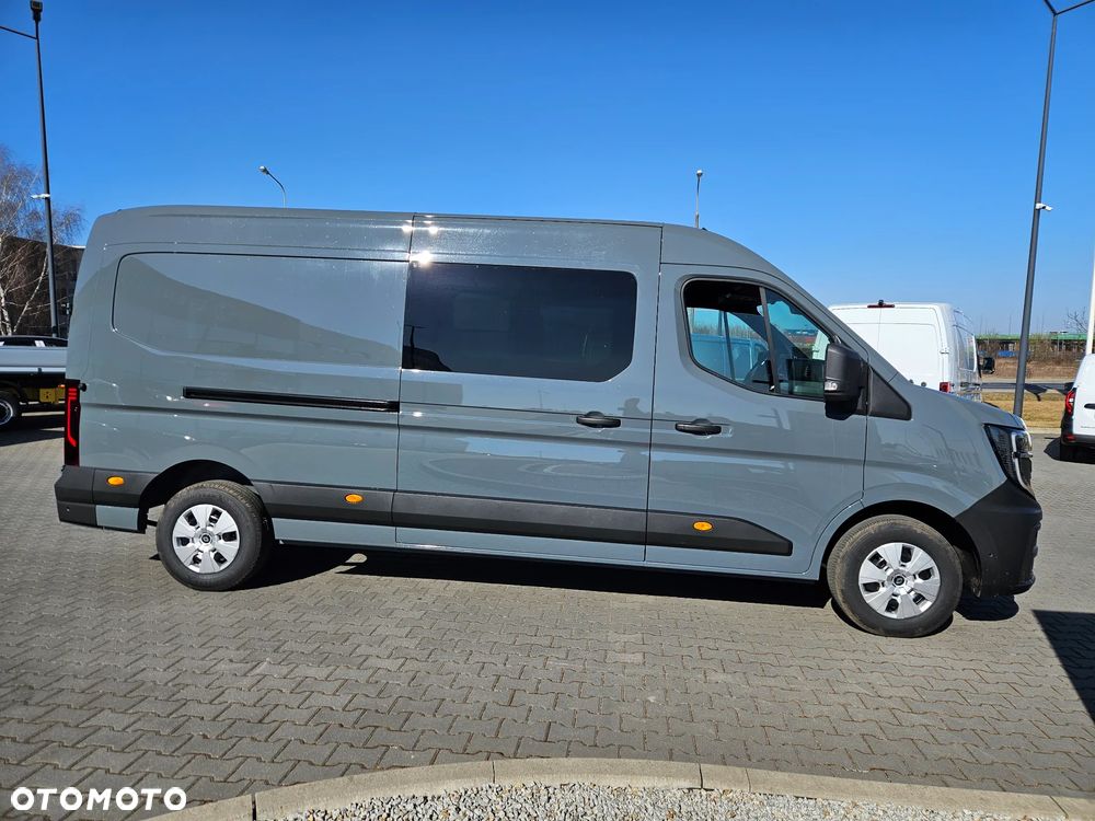 Renault nowy Master brygadówka Gruau L3H2 170KM - 4