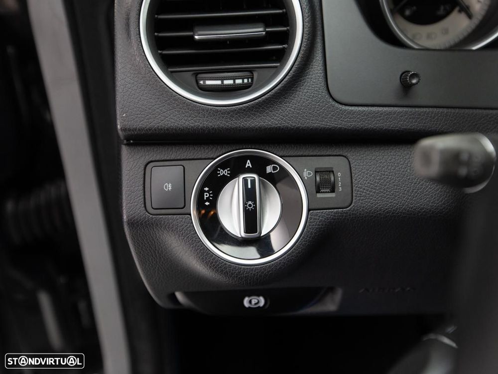 Mercedes-Benz C 180 - 12