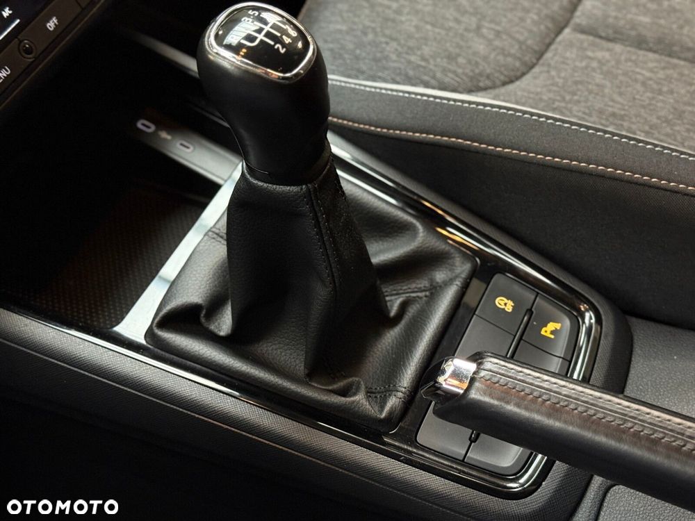 Skoda Kamiq 1.0 TSI Style - 31
