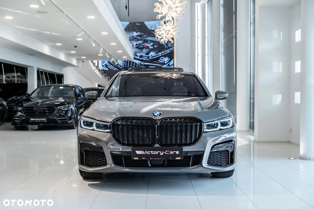 BMW Seria 7 745Le xDrive - 16