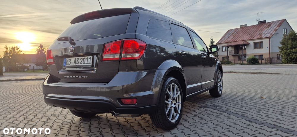 Fiat Freemont 2.0 Multijet 16V DPF Automatik Allrad Lounge - 10
