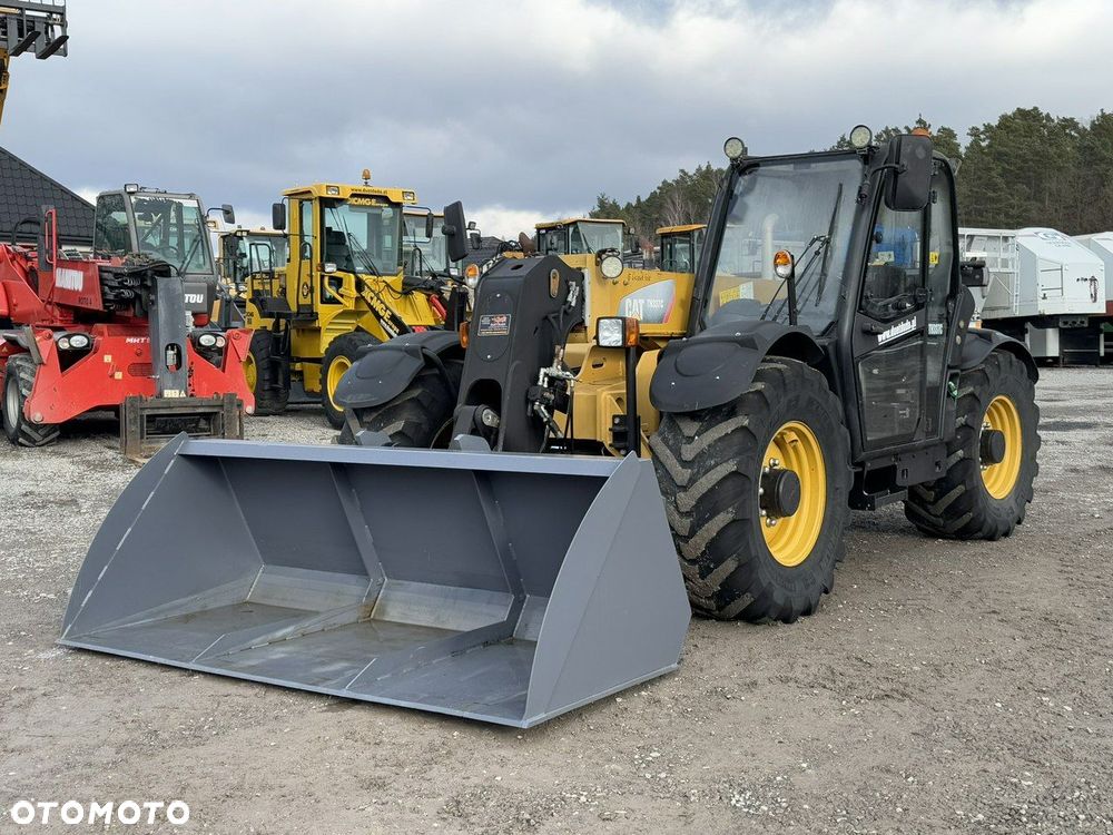 Caterpillar TH337C - 3