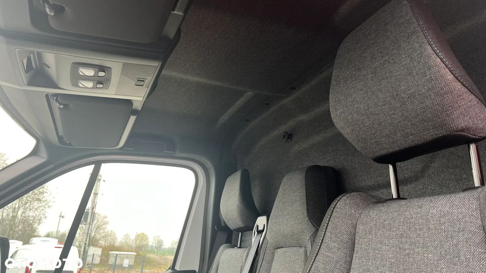 Renault MASTER L2H2 150KM - 13