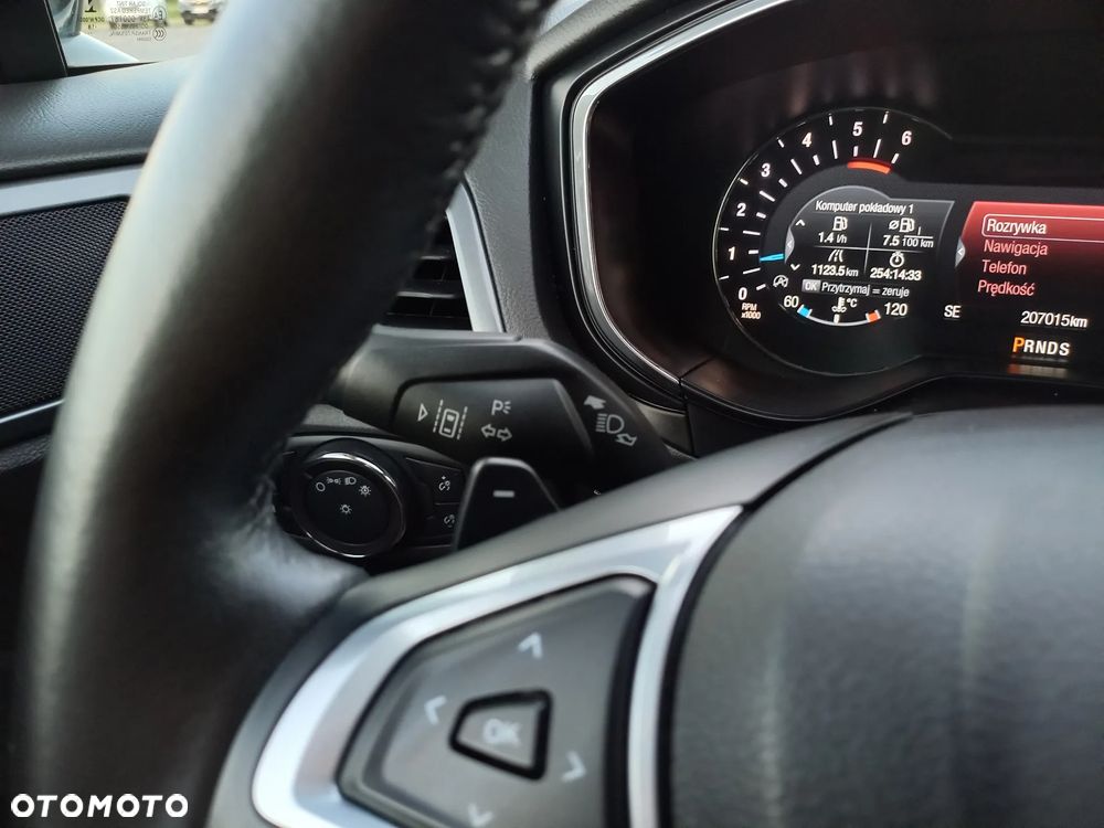 Ford Mondeo 2.0 TDCi Titanium PowerShift - 28