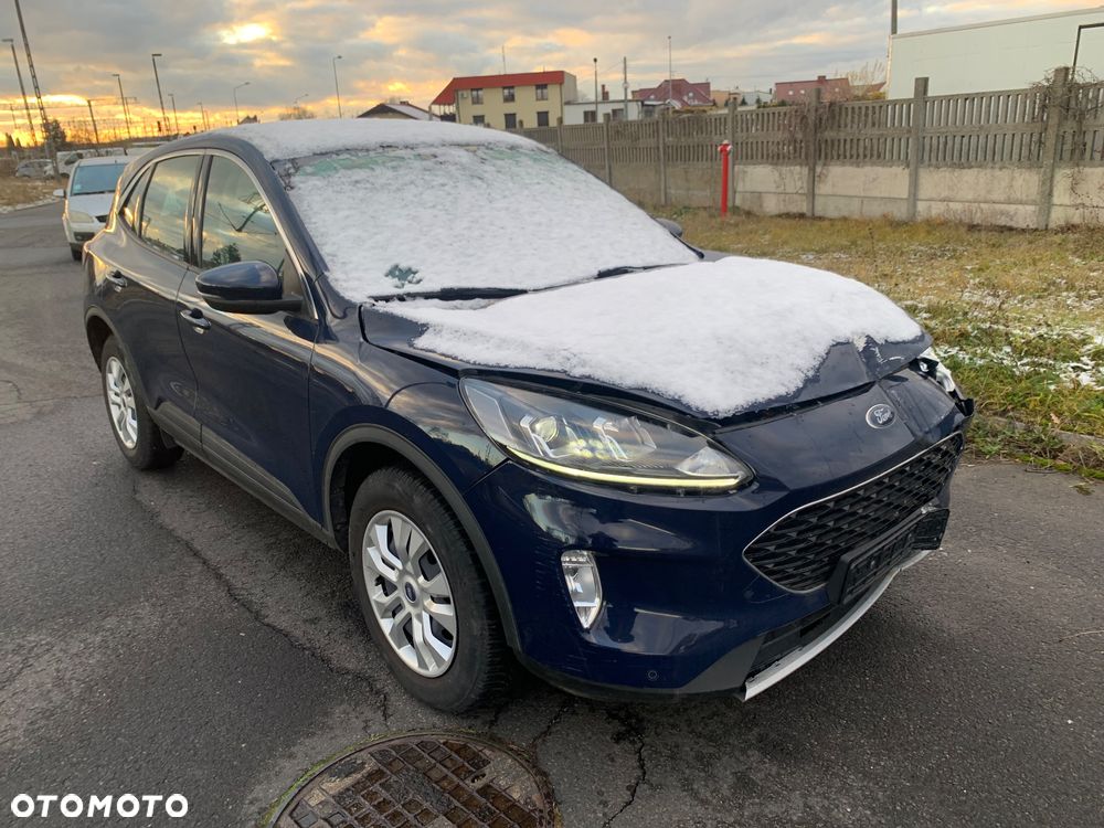 Ford Kuga - 1