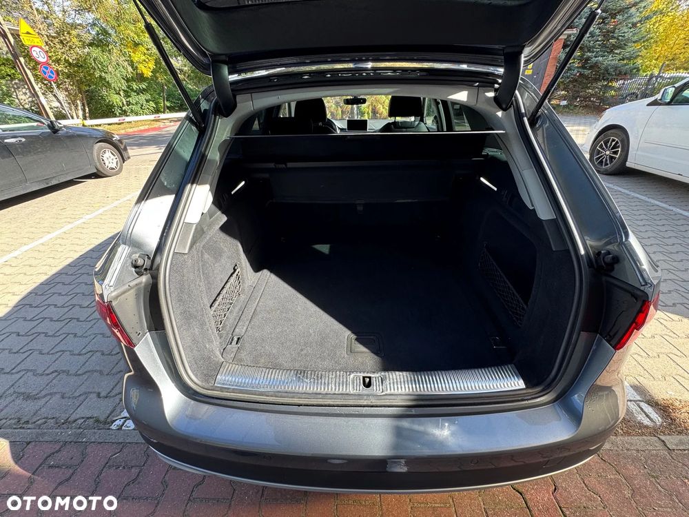 Audi A4 Allroad - 13