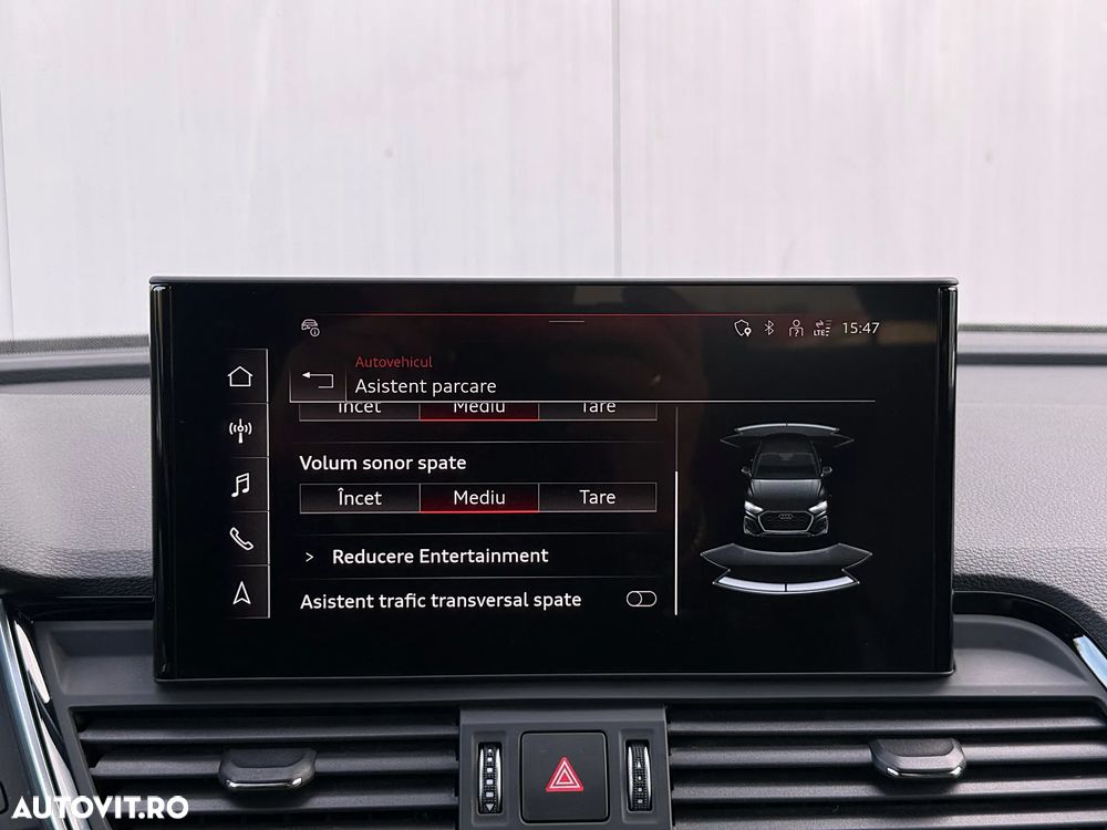 Audi Q5 50 TFSIe quattro S tronic S line business - 36