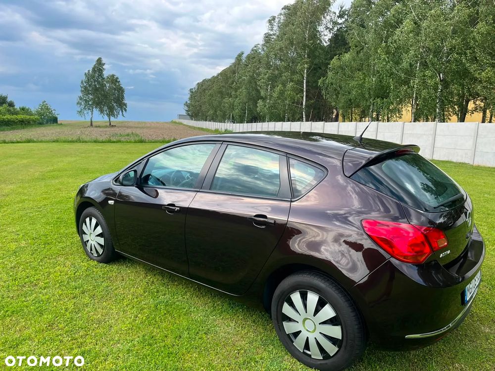 Opel Astra 1.6 Style - 19