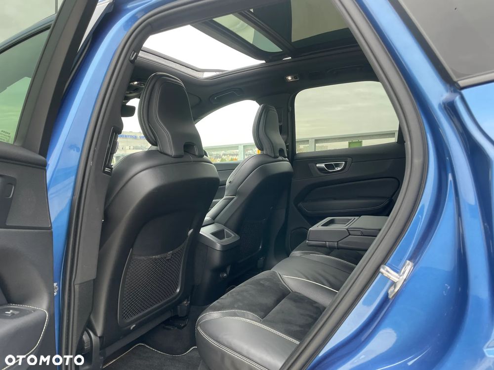 Volvo XC 60 T4 Geartronic RDesign - 24