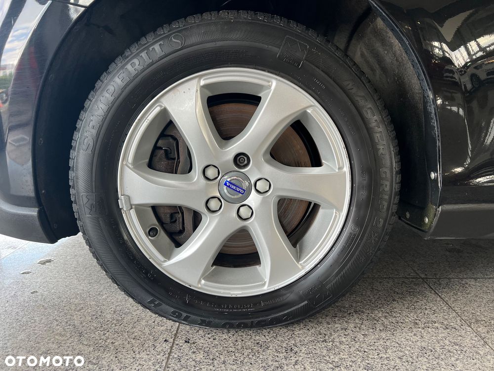 Volvo V40 D3 Drive-E Momentum - 9
