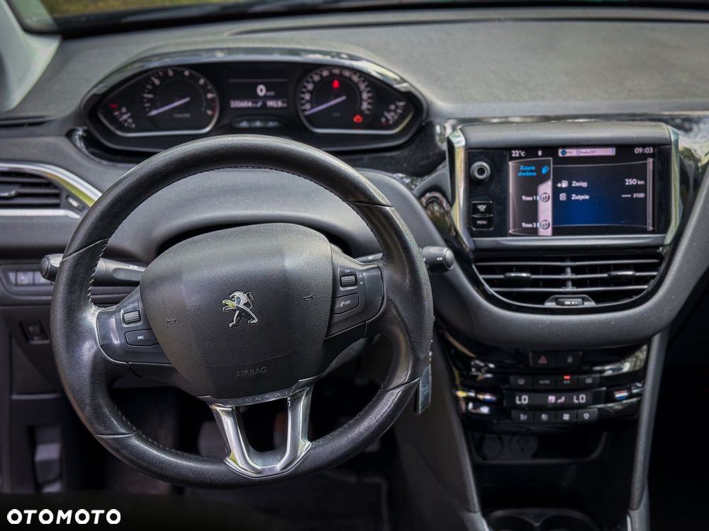 Peugeot 208 1.2 PureTech Allure - 7